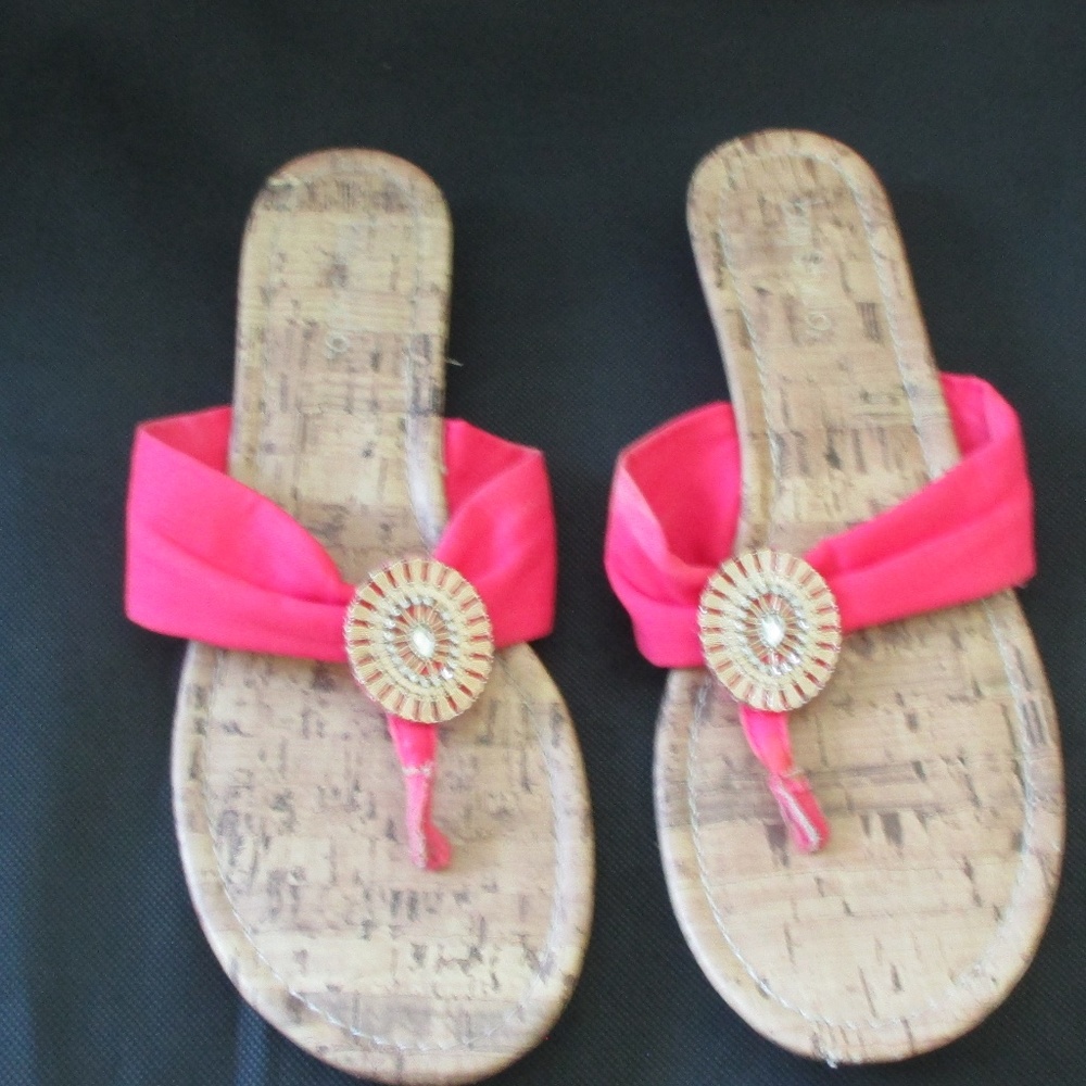 BAY STUDIO cork-look candles - sz 6.5 - Very Cute!